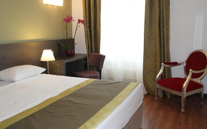 Hotel Montana