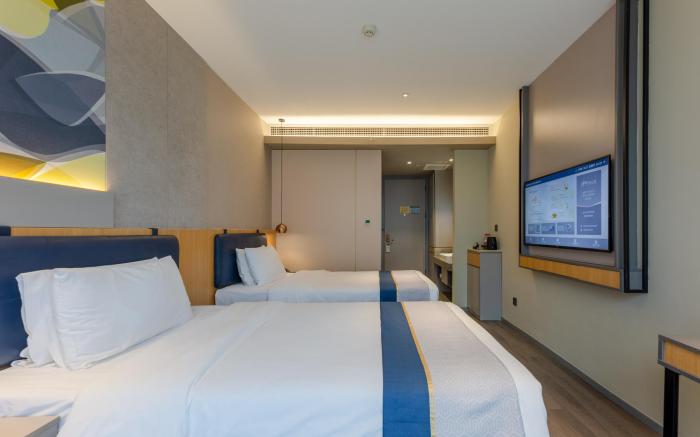 Home Inn Style Zhengzhou CBD Convention and Exhibition Center