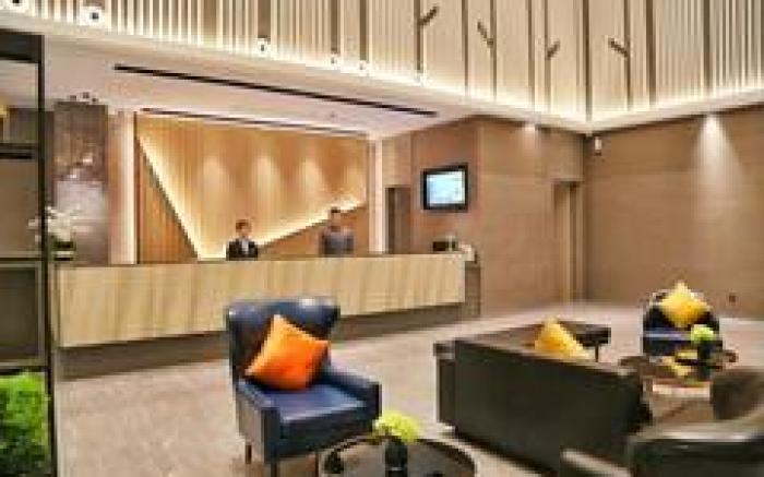 Home Inn Style Yangzhou Jiangdu High-speed Railway East Station Golden Eagle Plaza