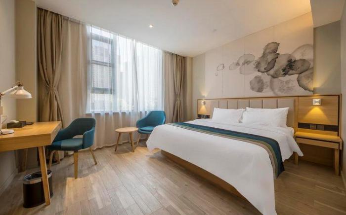 Home Inn Style Kunming High-tech Zone Xicheng Times Shopping Center
