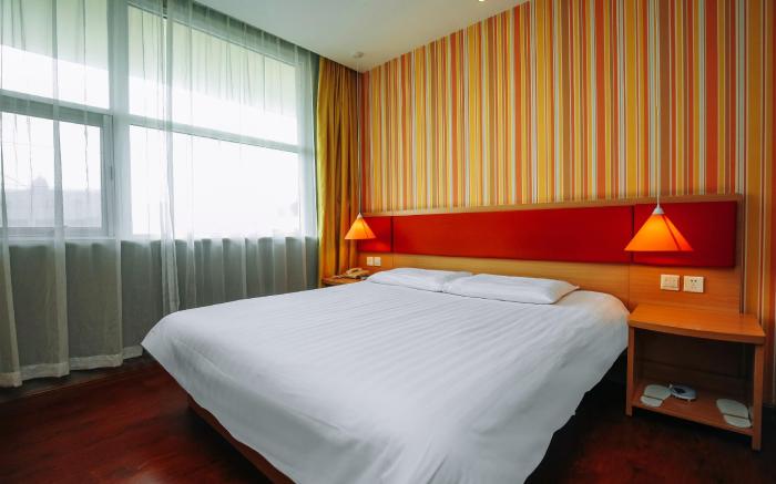 Home Inn Hotel Kunming Jinmafang Shulin Street