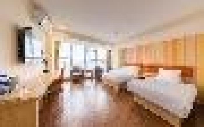 Home Inn Hotel Guiyang High-speed Railway North Station