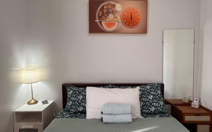 Marvinn's by LVH - 150 Newport Boulevard