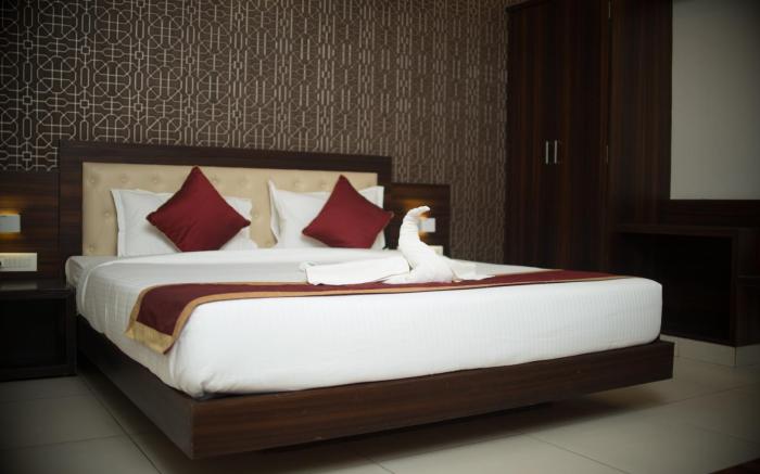 Rajathadri Palace Hotel Lake Breeze Suitess