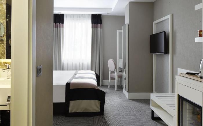 Mia Berre Hotels