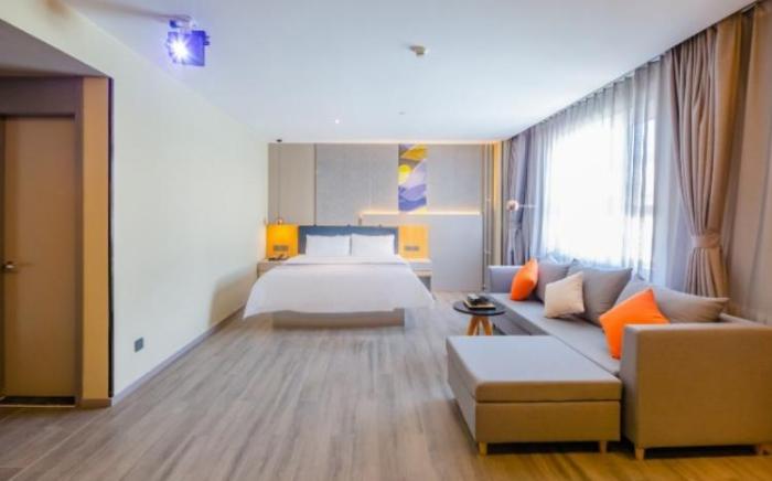 Home Inn Style Yantai Jierui Road High-speed Railway South Station