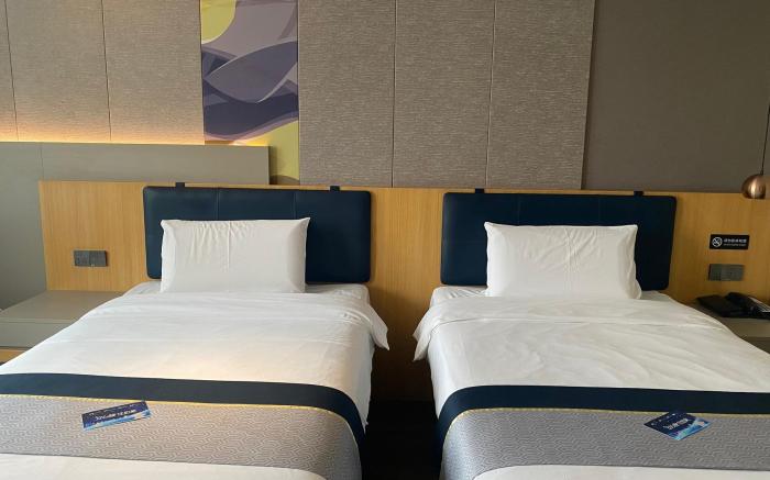 Home Inn Style Yantai Yongda Street RT-Mart