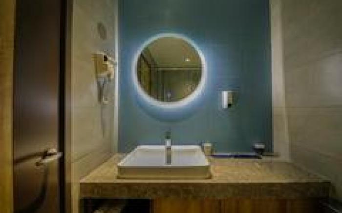 Home Inn Neo Shijiazhuang Mixc Xinbai Plaza Wanlimao Pedestrian Street