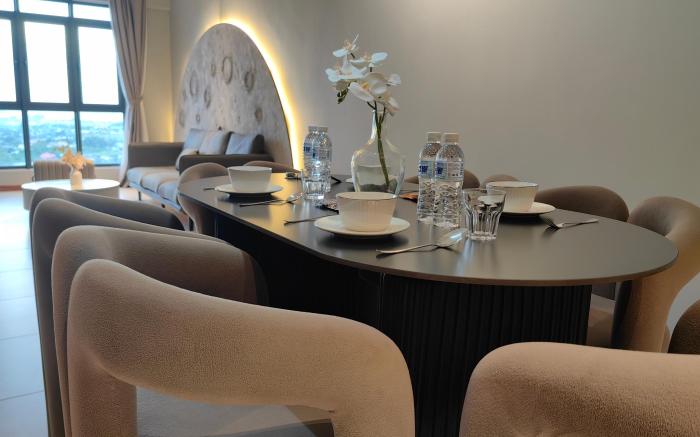 Near Airport|Sunset|High Floor|FreeParking|2BR5Pax