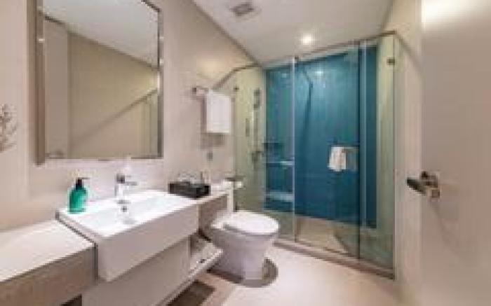 Home Inn Style Baoding Quyang Sculpture Plaza
