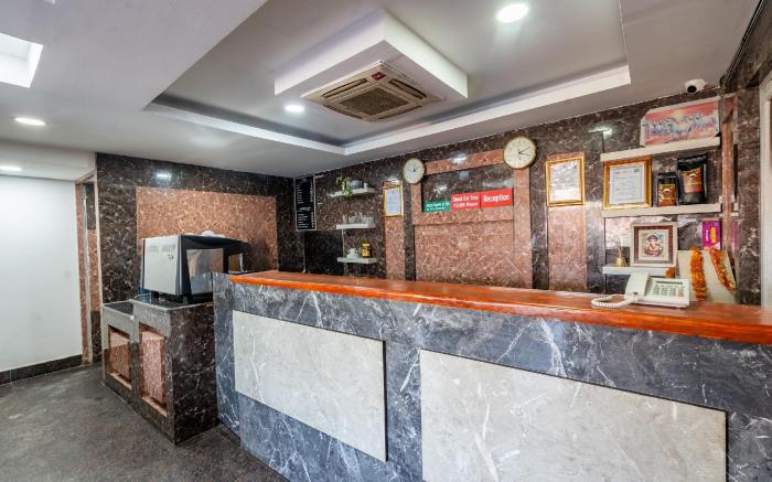 OYO 825 Hotel Baikuntha