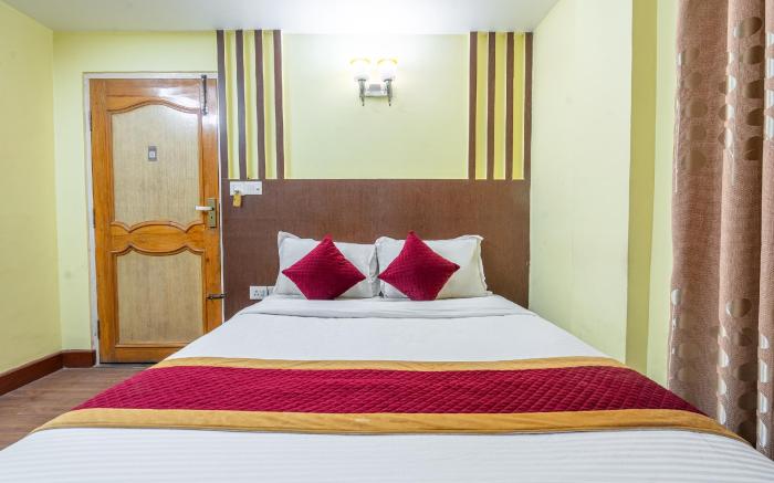 OYO 825 Hotel Baikuntha