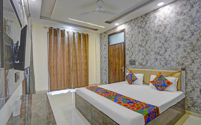 FabHotel Shubh Palace
