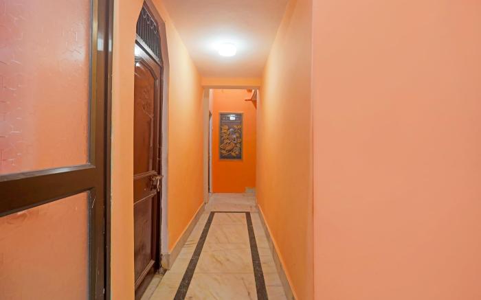 FabHotel Baba Guest House - Dasaswamedh Ghat