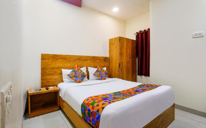 FabHotel Mumbai Inn