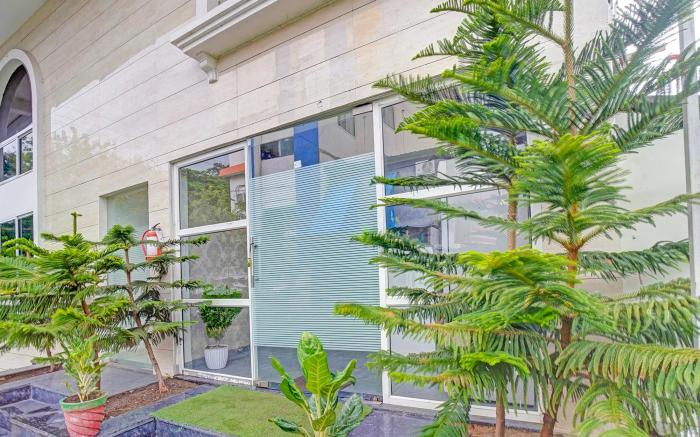 FabHotel New Krishna Palace