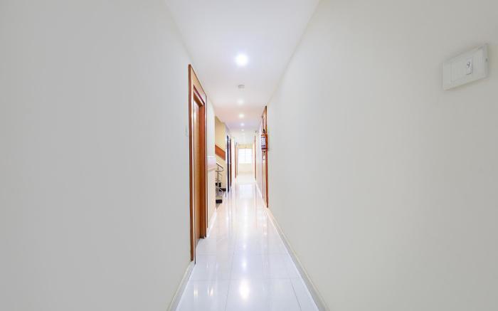 FabHotel RKH Skyline Residency
