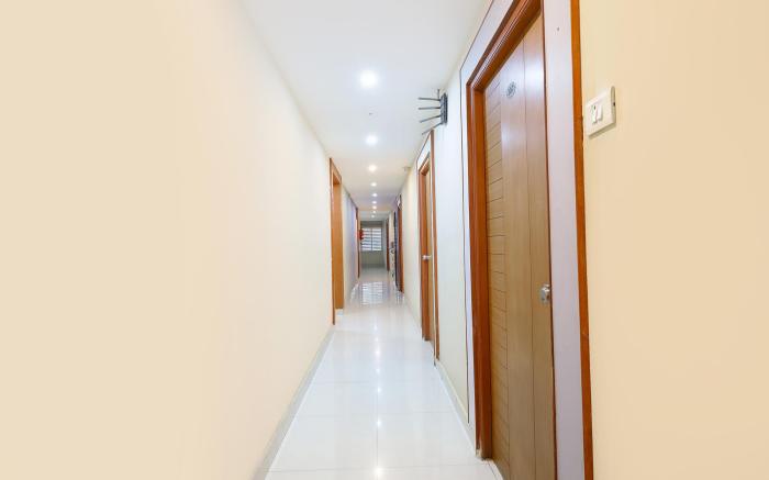 FabHotel RKH Skyline Residency