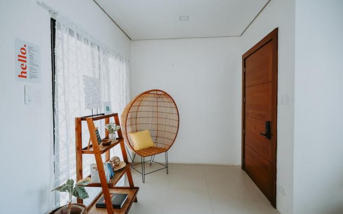 Warm & Cozy Room 6 With Own Balcony Near IT Park