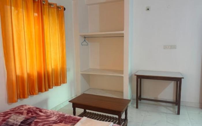 Lord Buddha Guest House 2 km Mahabodhi Temple