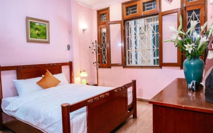 Hola House Hanoi