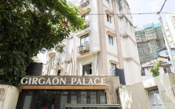 Hotel Girgaon Palace