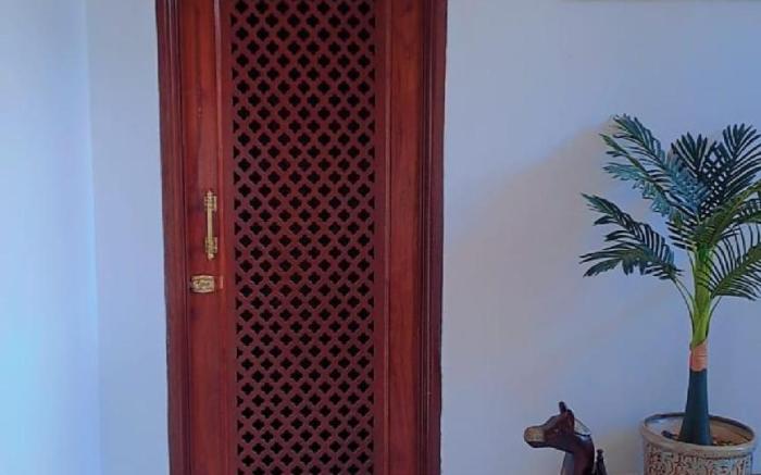 Hotel Ambika Chirwa House