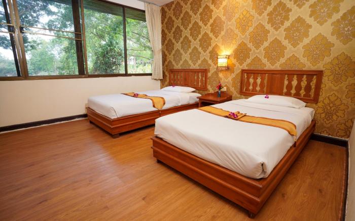 Hillside Country Home Golf & Resort