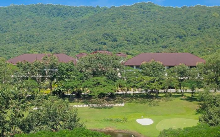 Hillside Country Home Golf & Resort