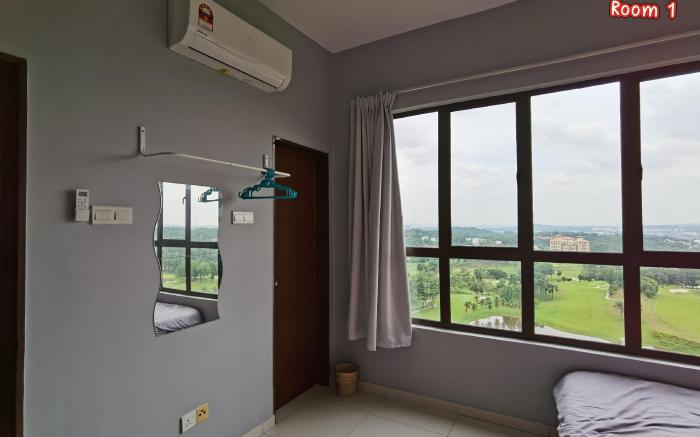 Sungai Buloh Taman Rahman Putra golf views