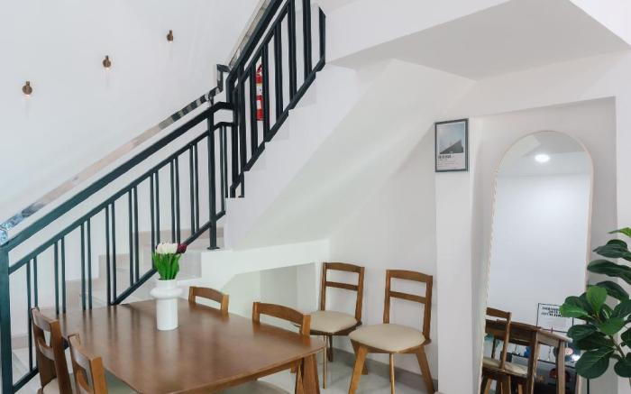 Free Netflix 2BR/ 8 Pax  6Mins to Lee Garden