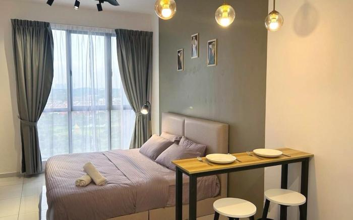 1810 Sky Tree Aeon Bukit Indah /Legoland