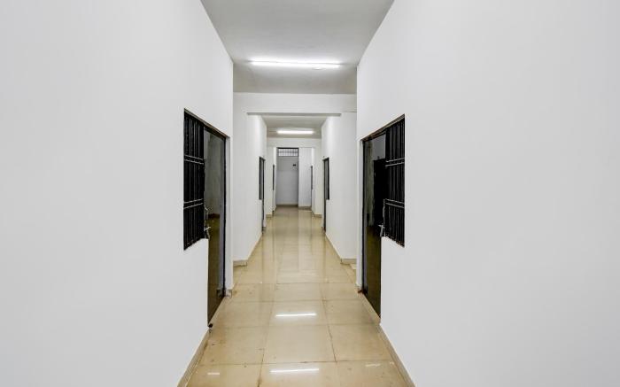 SPOT ON The Galaxy Stay IIM Road