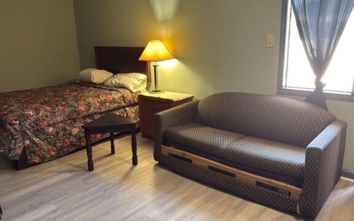 Capital O Parker Motel Clute Jackson Tx 332