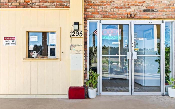 Budget Host Inn by Hotel O Portland near I-65