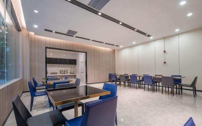 Kaji Hotel - Guangzhou North Railway Station Huadu Square Metro Station Branch