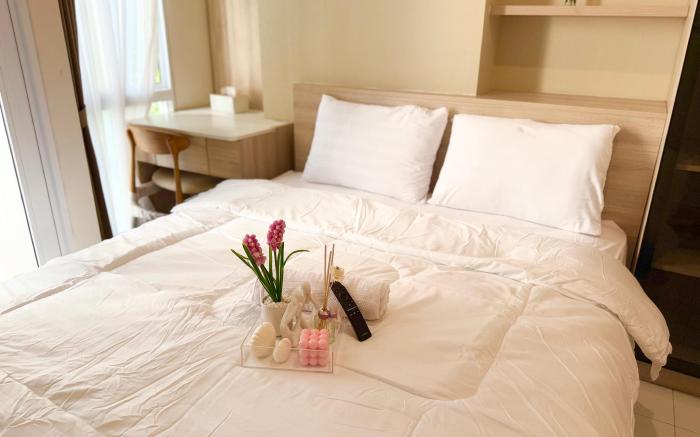 Apartemen Tokyo Riverside PIK 2 by Sakura Inn Room