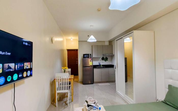 Bella Suite Netflix Pool Great View