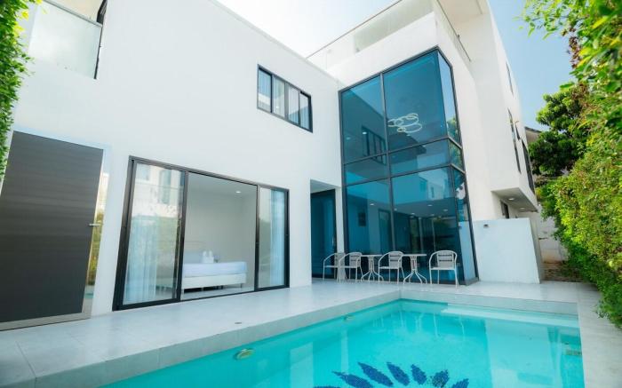 TYA-05 Pattaya Nordic Style Villa 5 Bedroom