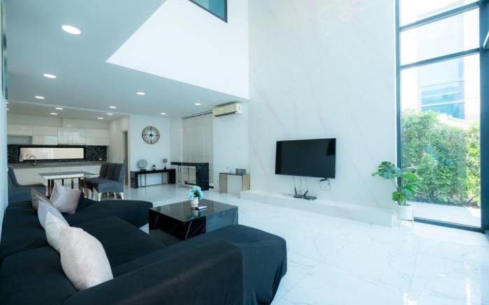 TYA-05 Pattaya Nordic Style Villa 5 Bedroom