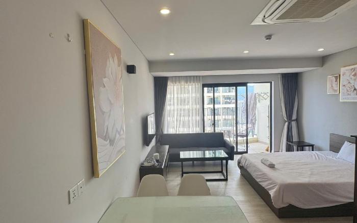 Spacious 5*Suites@Gold Coast Building, Beach Front