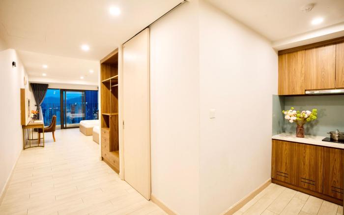 Spacious 5*Suites@Gold Coast Building, Beach Front