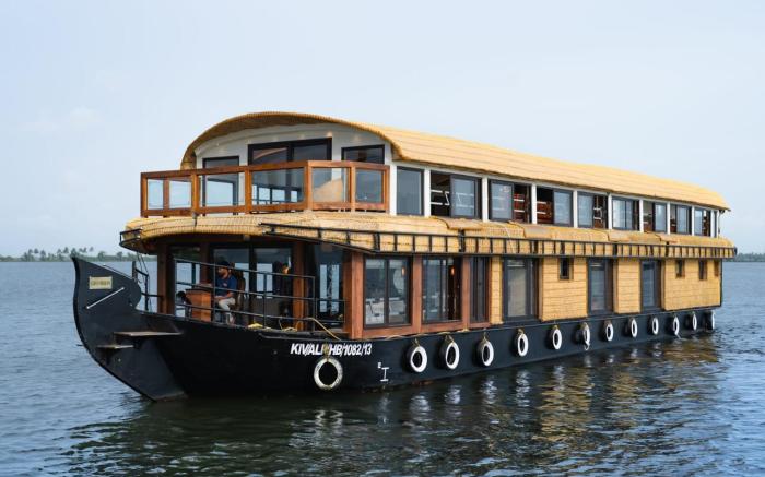 ALLEPPEY BOAT TRIPS 