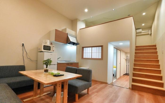 BSY101  3 minutes from the station, walk to Ueno 