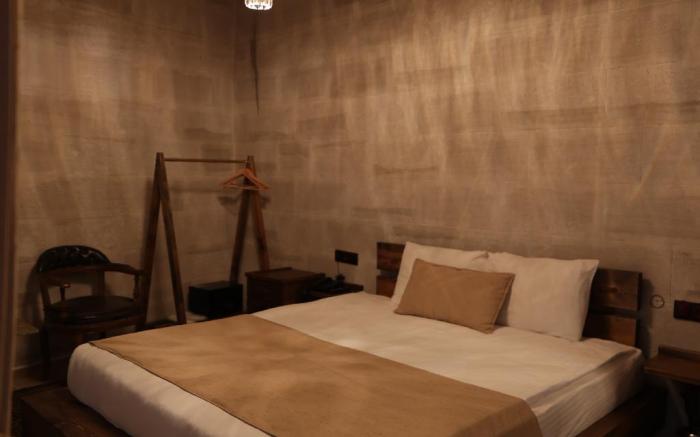 Noah's Ark Cave Hotel
