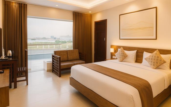 Aura Airport Hotel