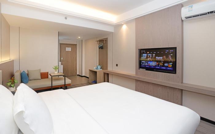 Echarm Hotel Haikou High-speed Railway East Station Wuyue Plaza