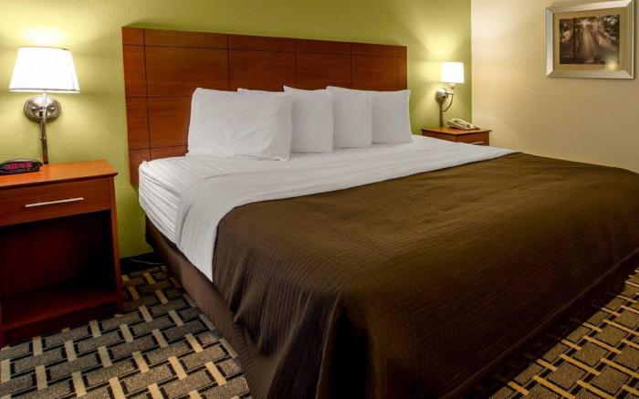 Econo Lodge Cherokee Near Island Park