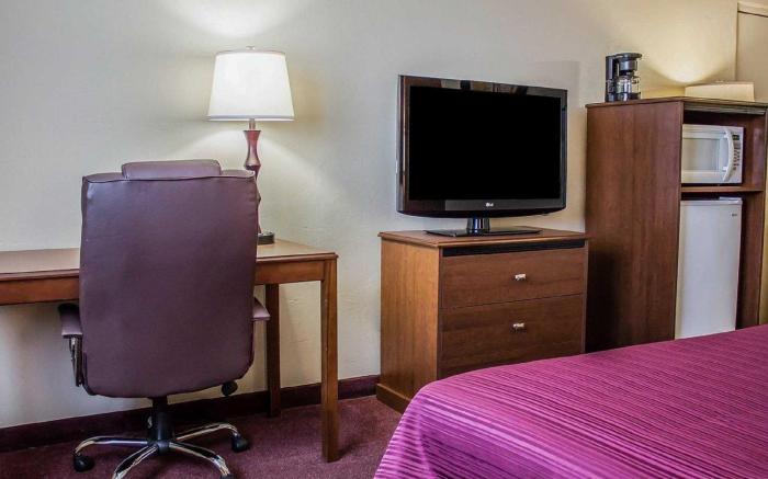 Quality Inn & Suites Green Bay Downtown