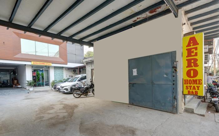 Hotel AERO HOMES Near IGI Airport